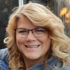 Meet your Posher, Debby